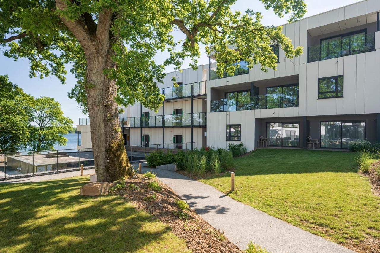 Golden Lakes Hotel Boussu-lez-Walcourt Exterior foto